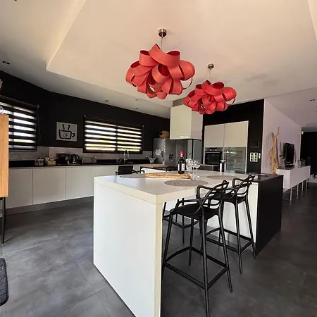 Maison Avec Piscine בית נופש Sadirac