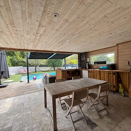 Maison Avec Piscine בית נופש *